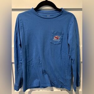 Vineyard Vines snow/ski long sleeved Shirt. Kids sized M (12/14)